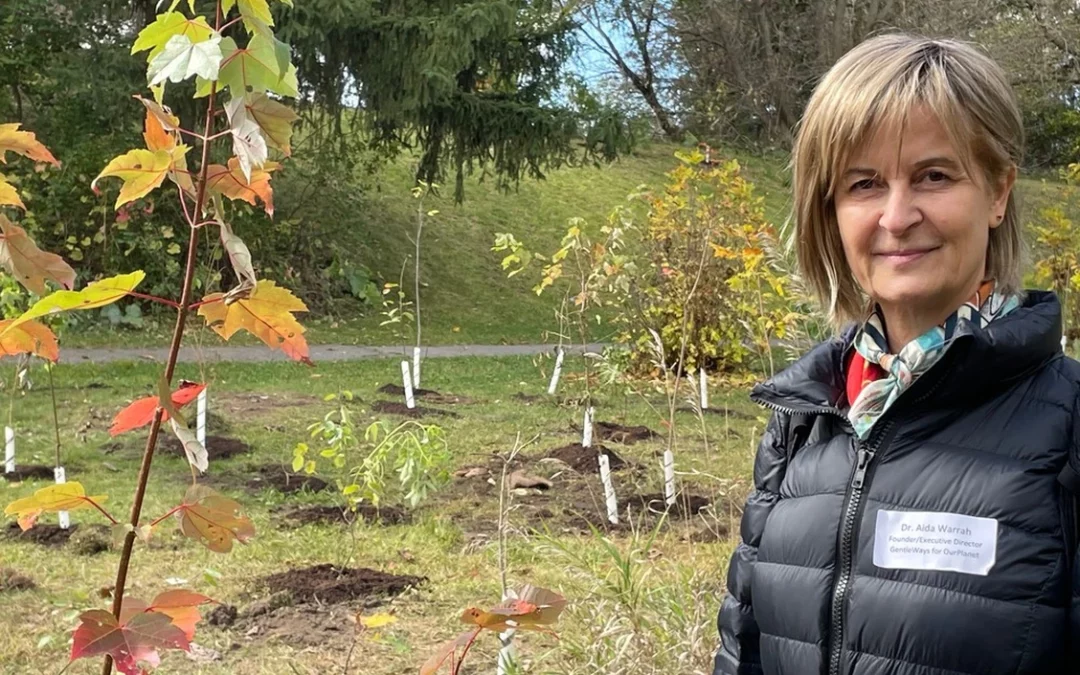 Lebanese community volunteers plant hundreds of trees in Barrhaven